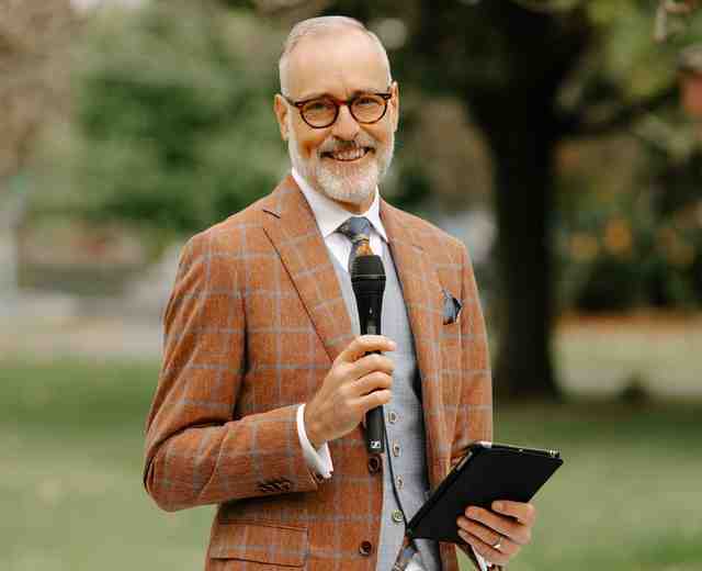 Cameron Houston - Celebrant